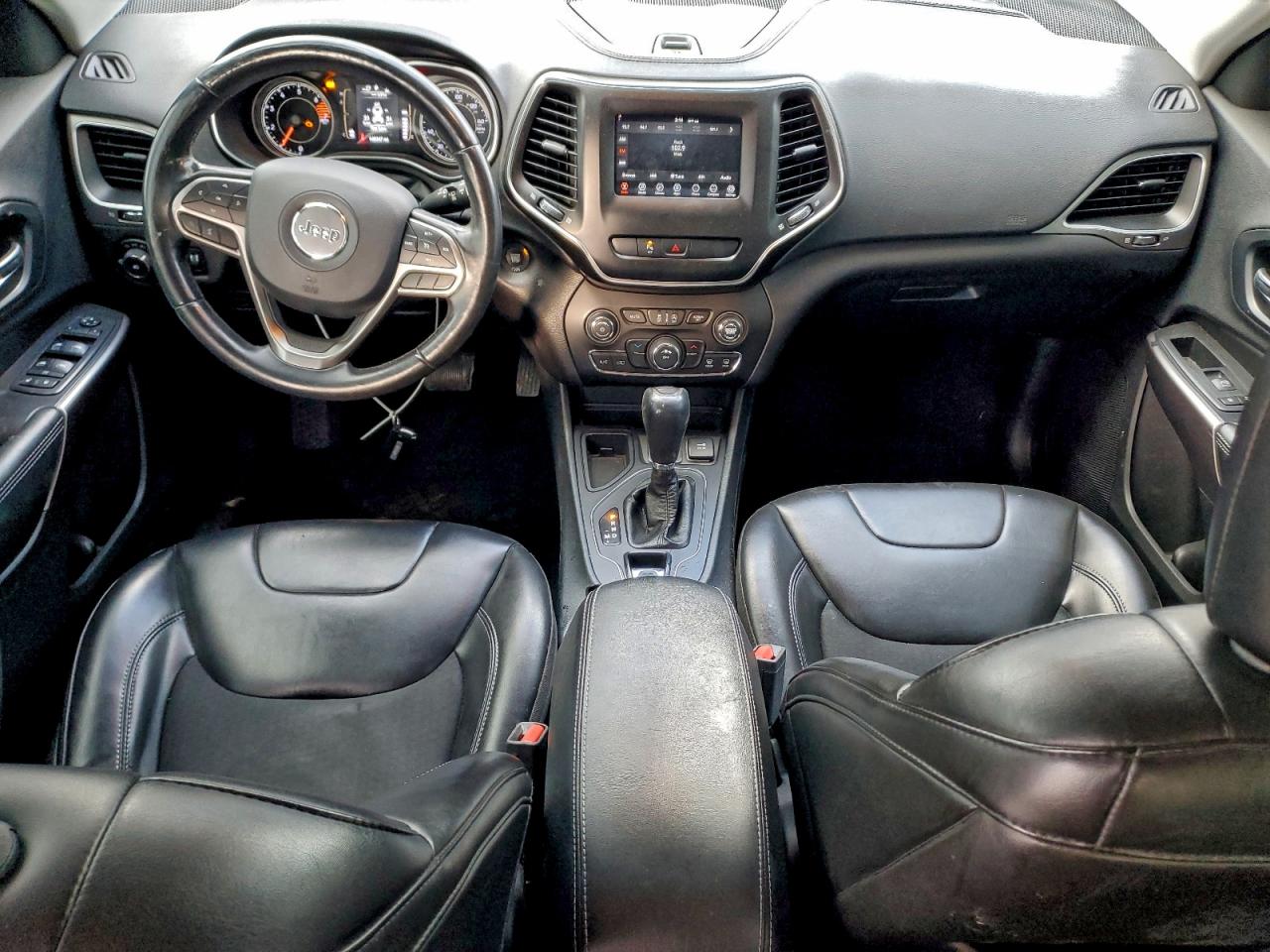 2019 JEEP CHEROKEE LATITUDE PLUS photo 8