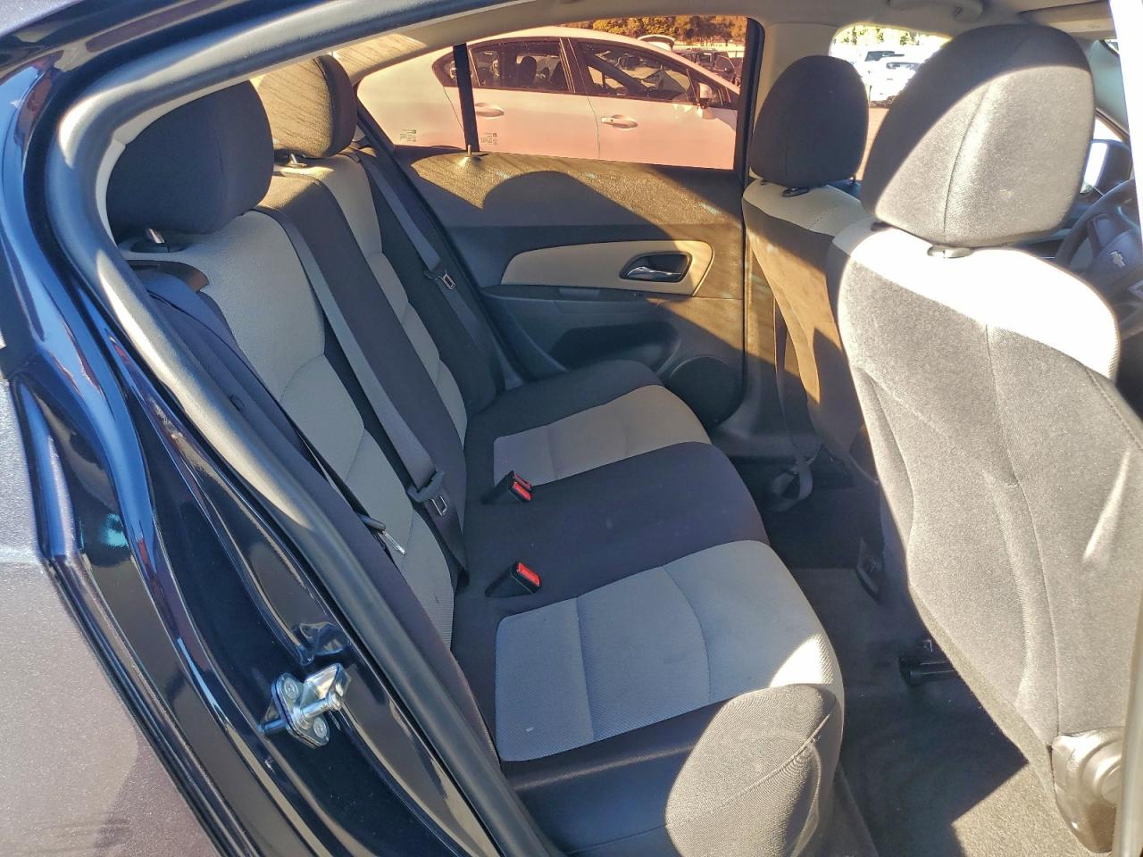 2016 CHEVROLET CRUZE LIMITED LS photo 10