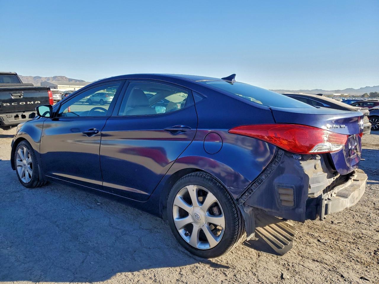 2013 HYUNDAI ELANTRA GLS photo 2