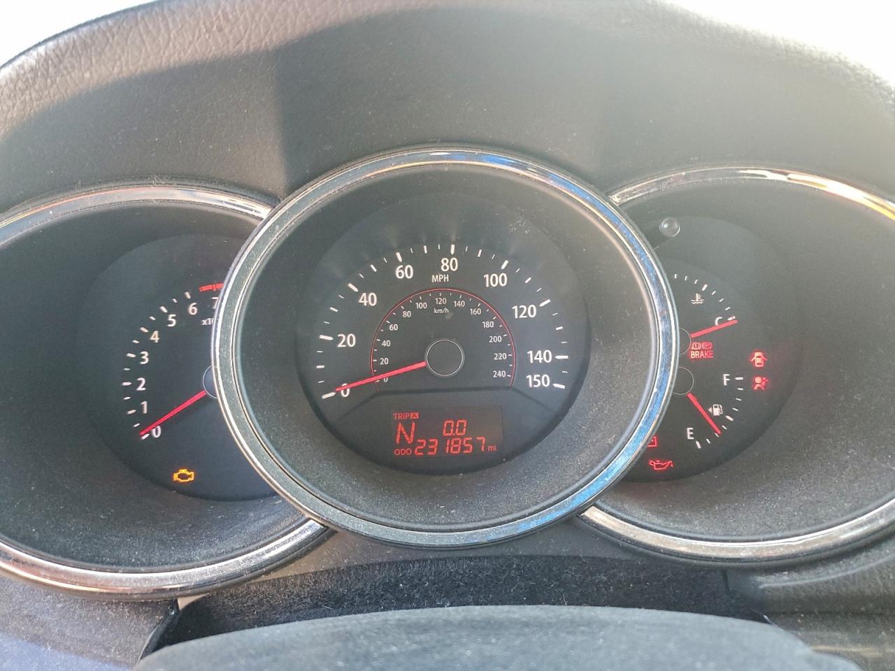 2011 KIA SORENTO BASE photo 17