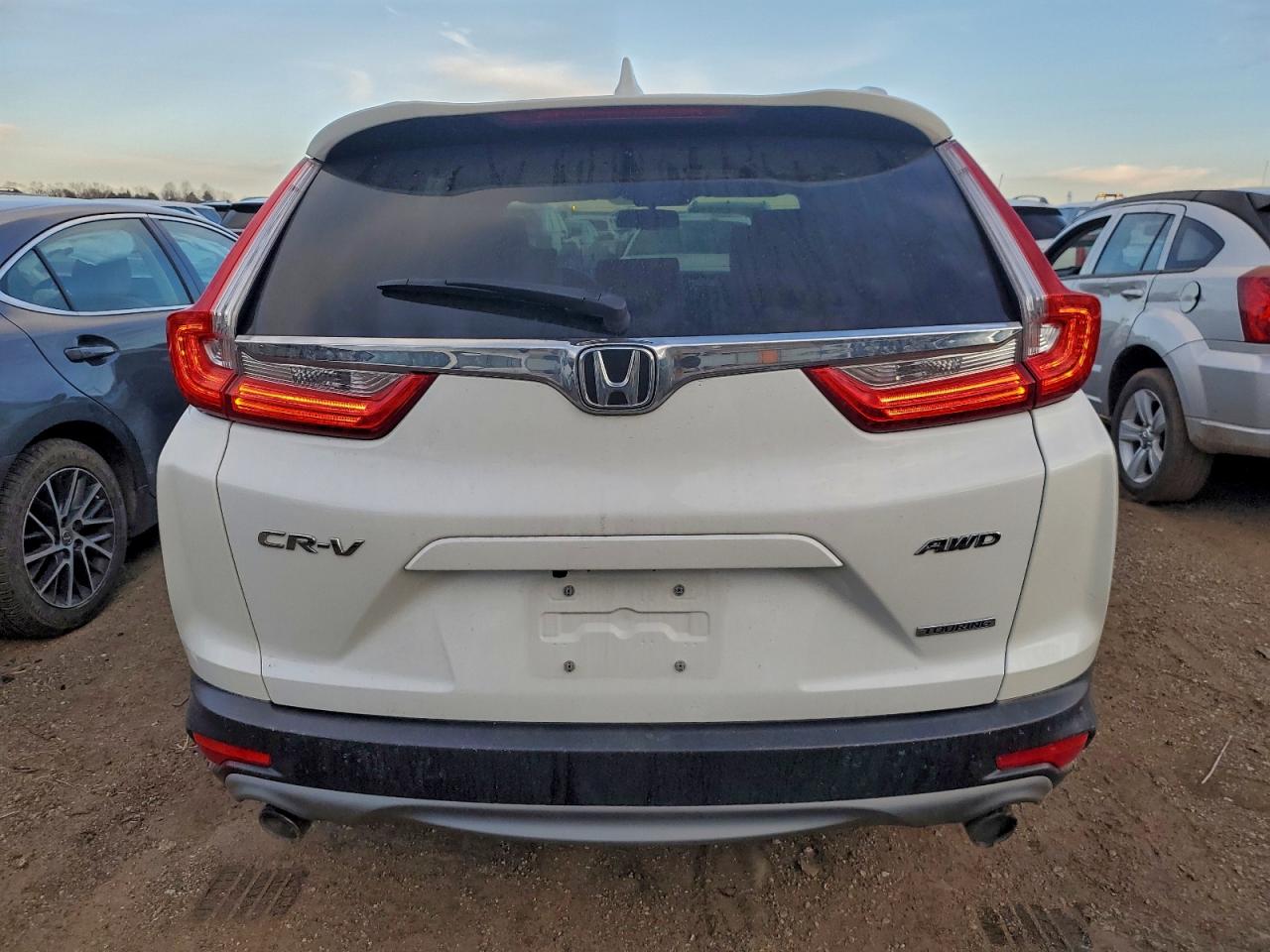 2017 HONDA CR-V TOURING photo 11