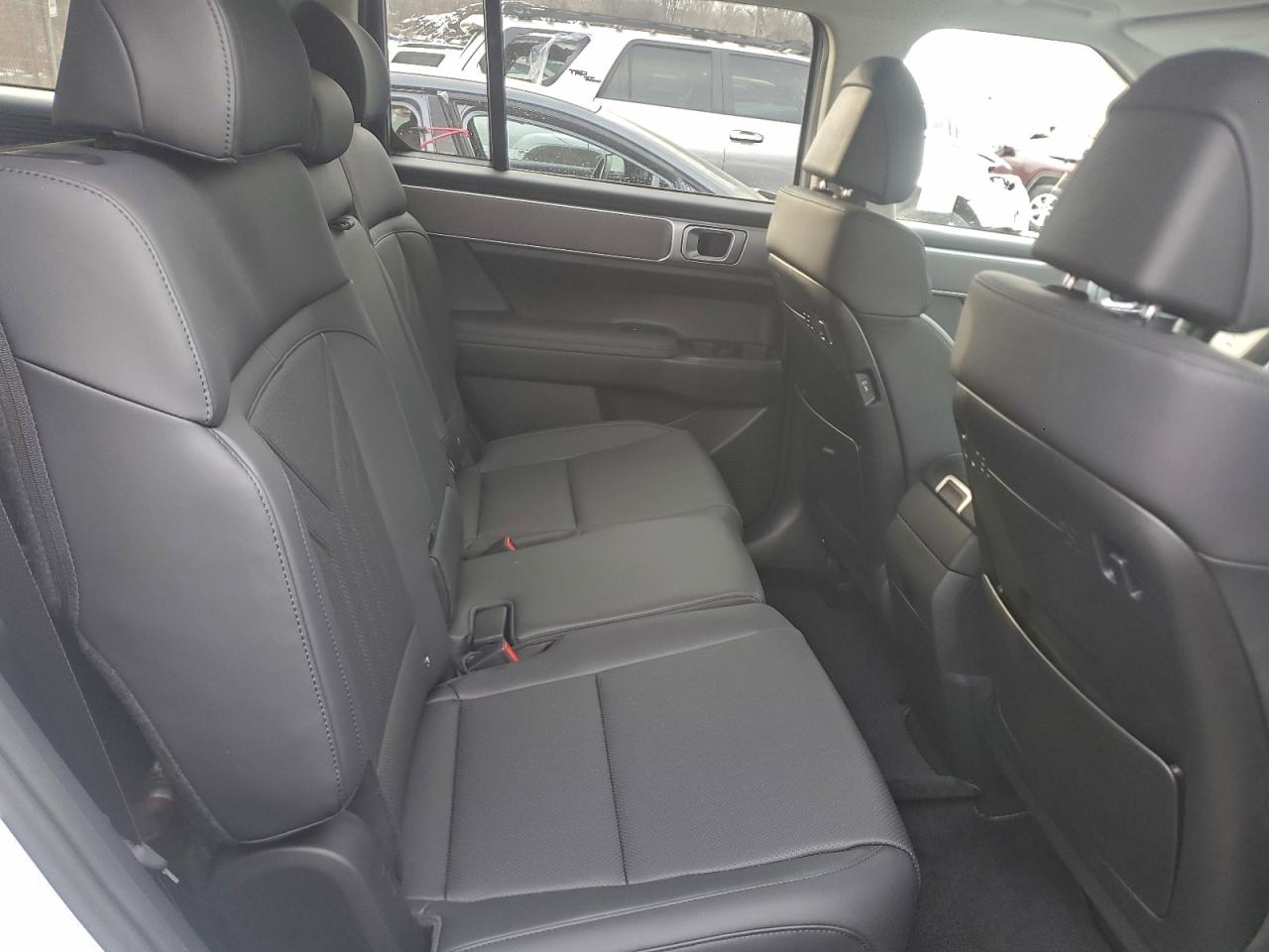 2026 HYUNDAI SANTA FE SEL photo 31