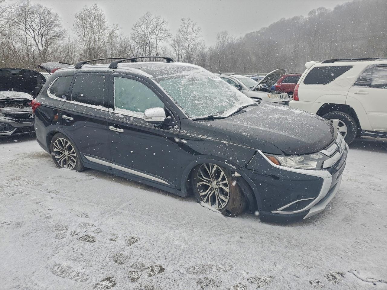 2017 MITSUBISHI OUTLANDER GT photo 7