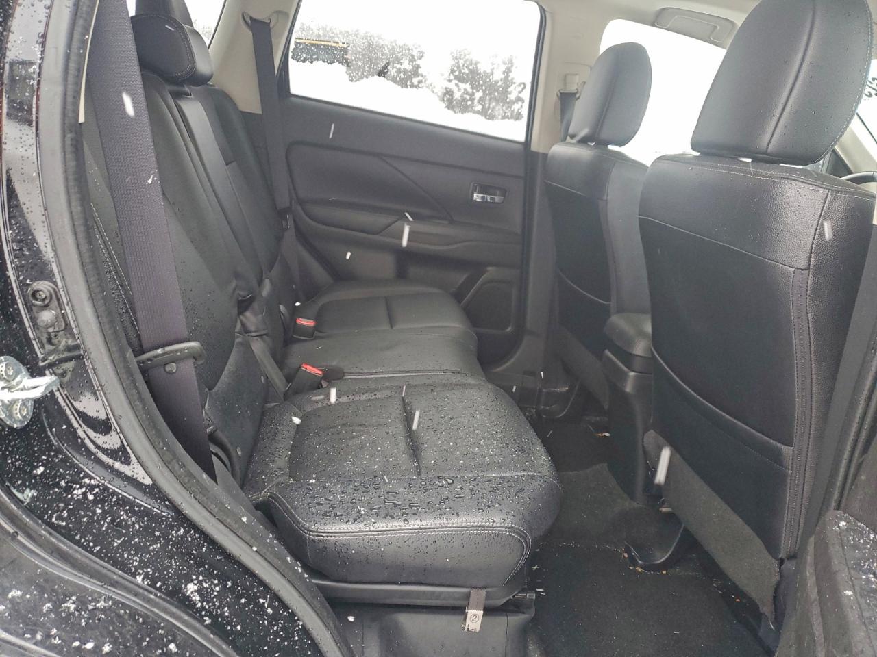 2017 MITSUBISHI OUTLANDER GT photo 21