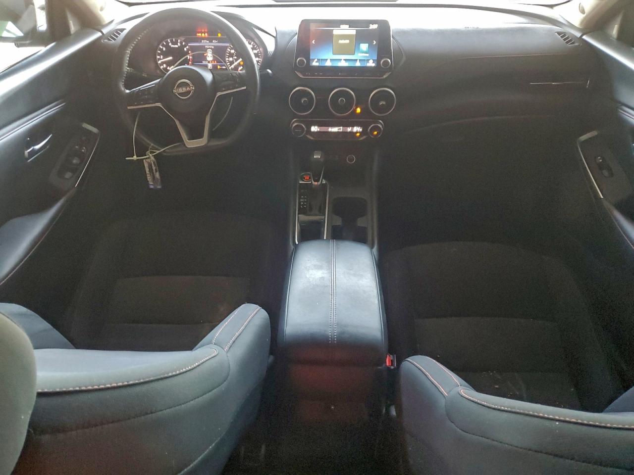 2024 NISSAN SENTRA SR photo 8