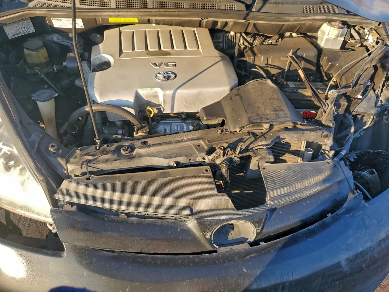 2008 TOYOTA SIENNA XLE photo 34