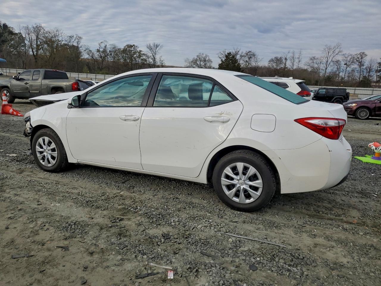 2014 TOYOTA COROLLA L photo 3