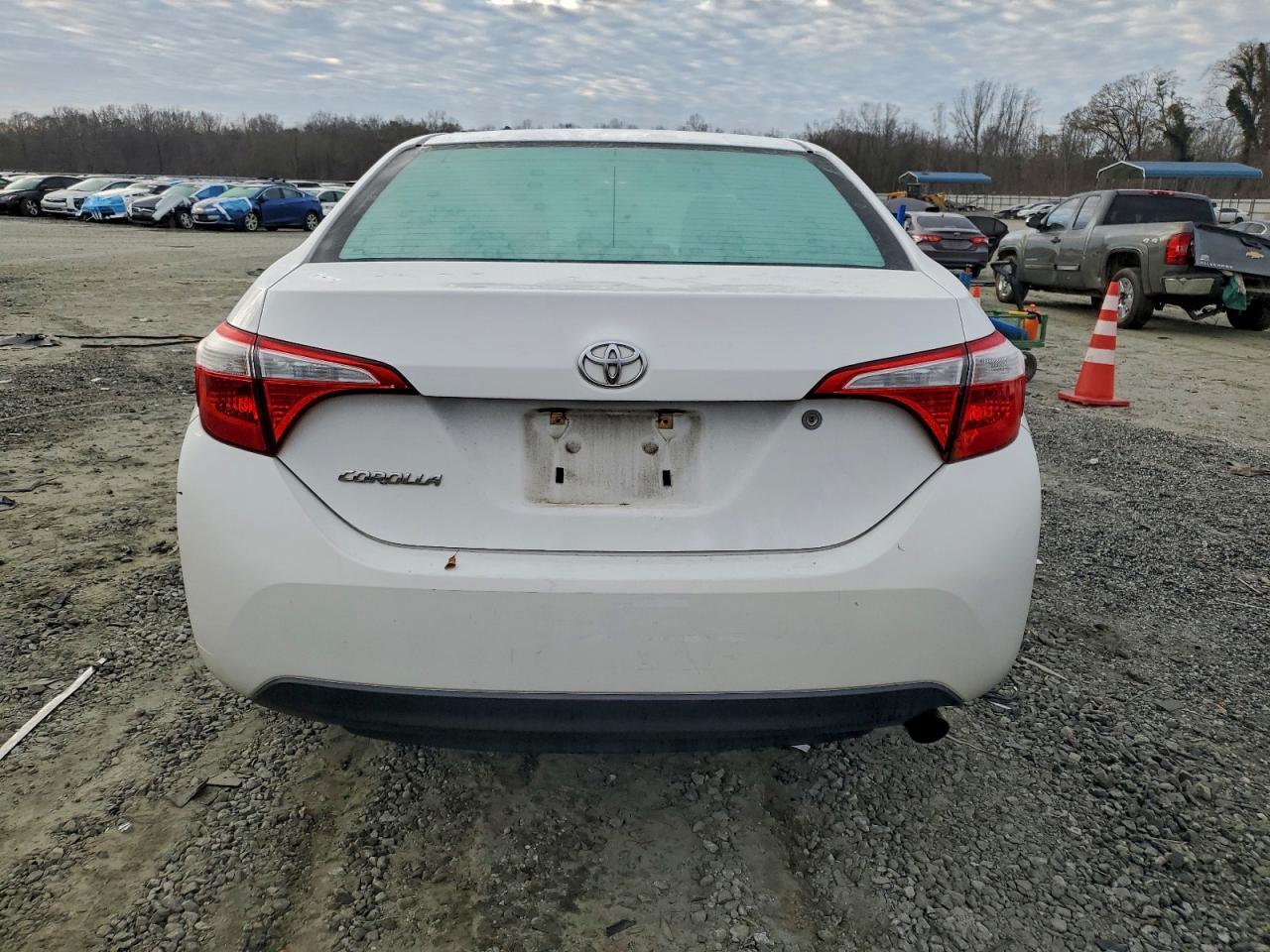 2014 TOYOTA COROLLA L photo 11