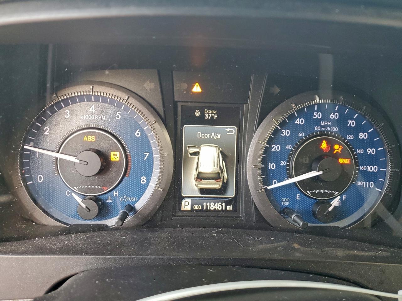 2017 TOYOTA SIENNA XLE photo 9
