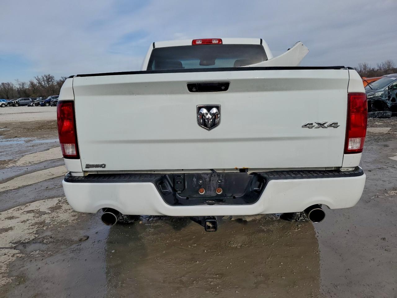 2015 RAM 1500 ST photo 6