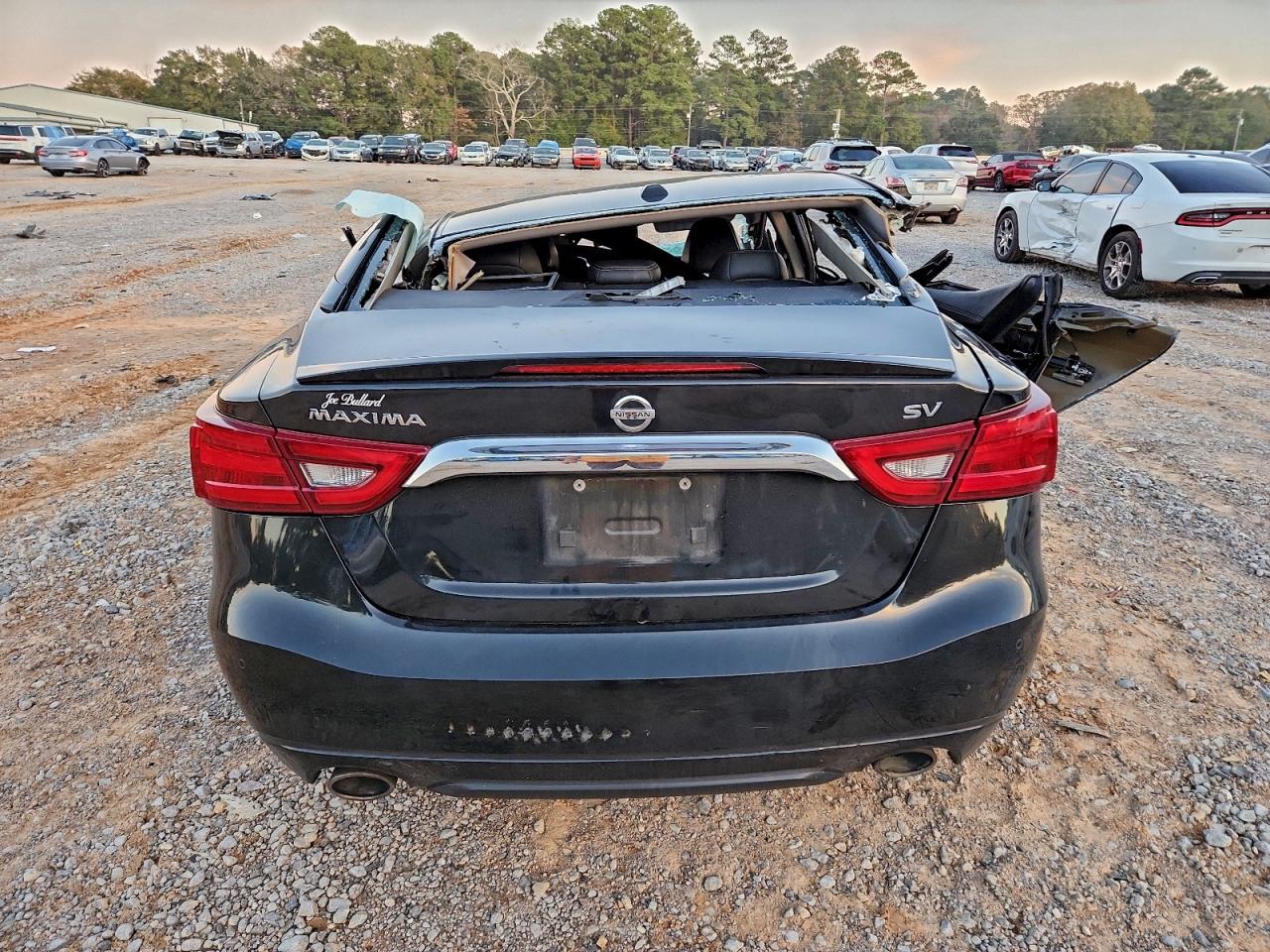 2017 NISSAN MAXIMA 3.5S photo 6