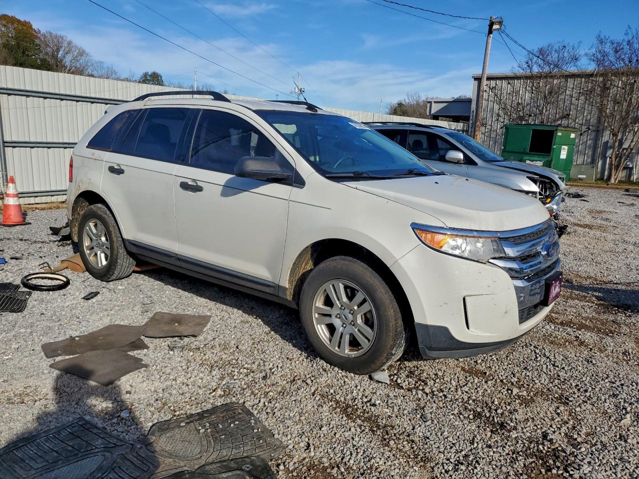 2013 FORD EDGE SE photo 4