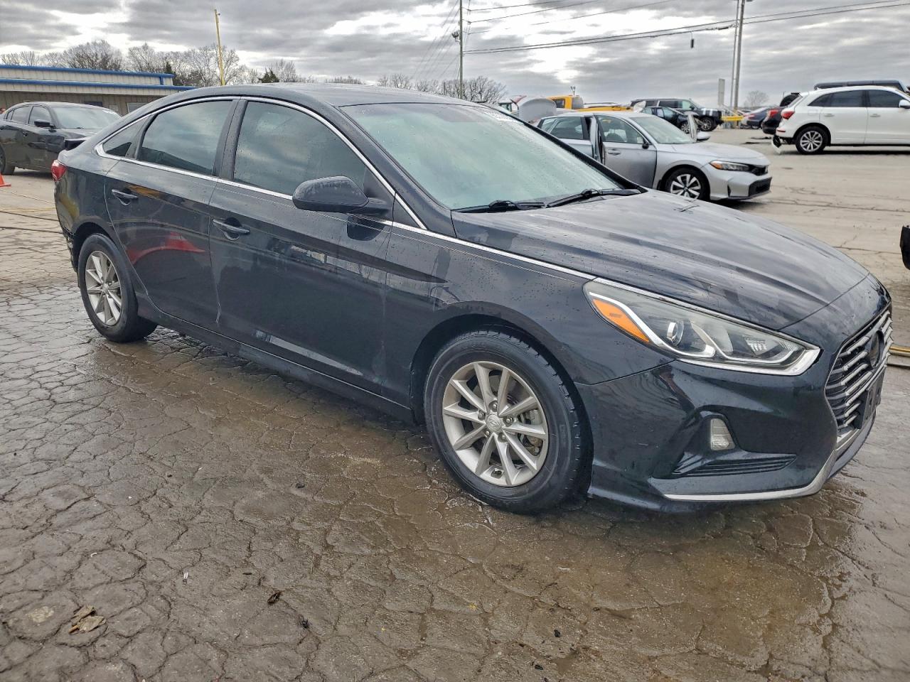 2018 HYUNDAI SONATA SE photo 4