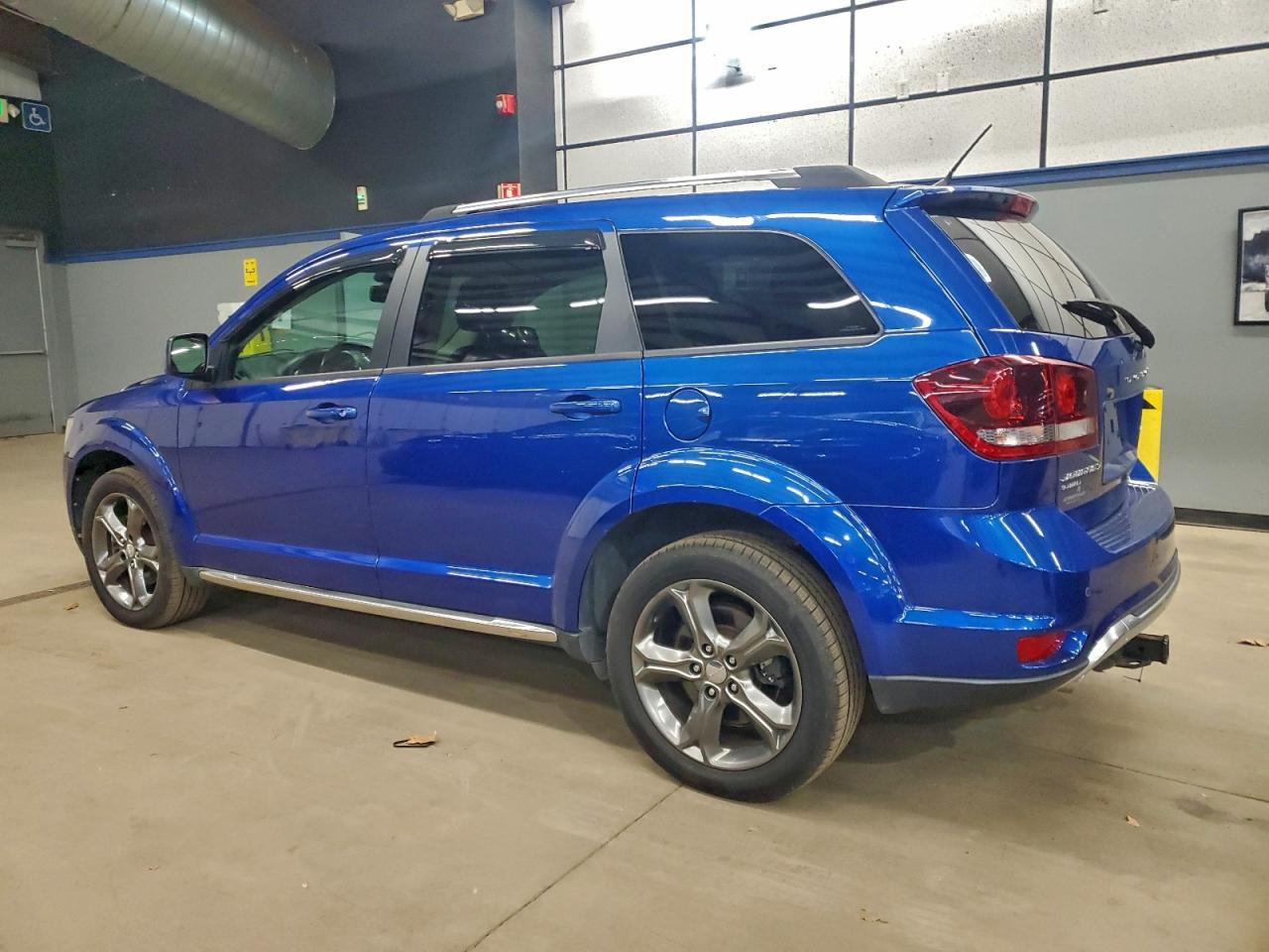 2015 DODGE JOURNEY CROSSROAD photo 2
