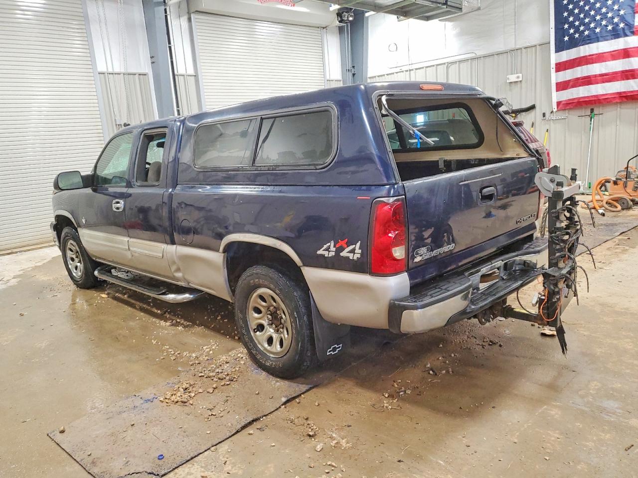 2005 CHEVROLET SILVERADO K1500 photo 2