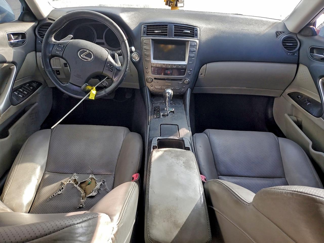 2007 LEXUS IS 250 photo 22