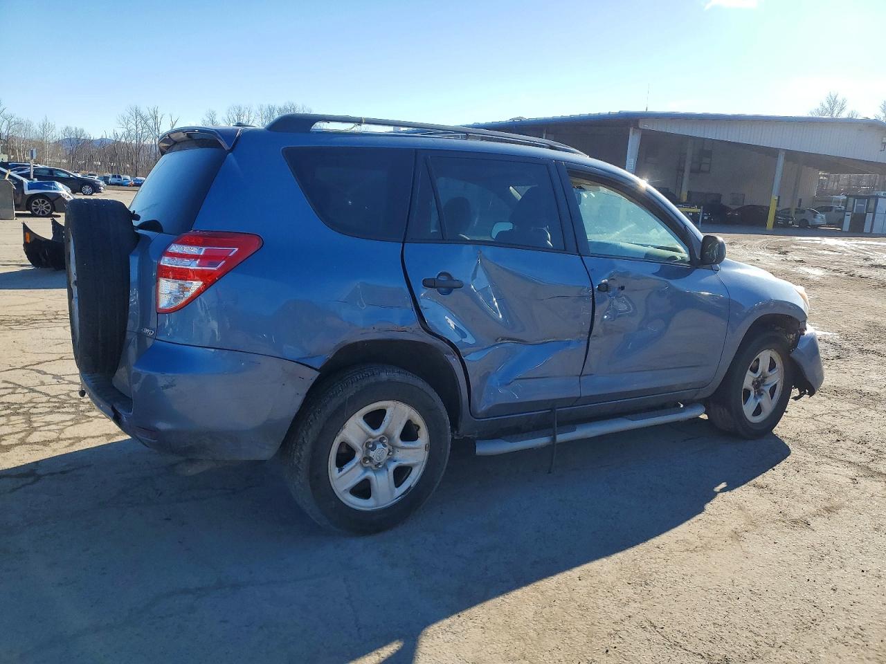 2011 TOYOTA RAV4 photo 3