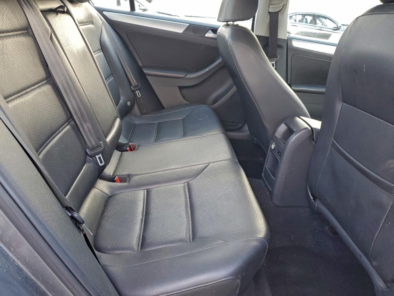 2014 VOLKSWAGEN JETTA SE photo 10