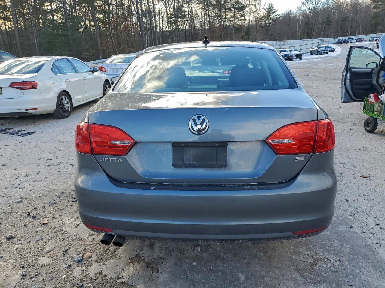 2014 VOLKSWAGEN JETTA SE photo 6