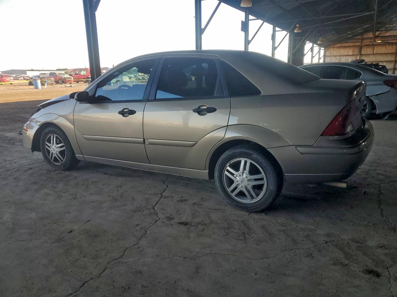 2003 FORD FOCUS SE COMFORT photo 2