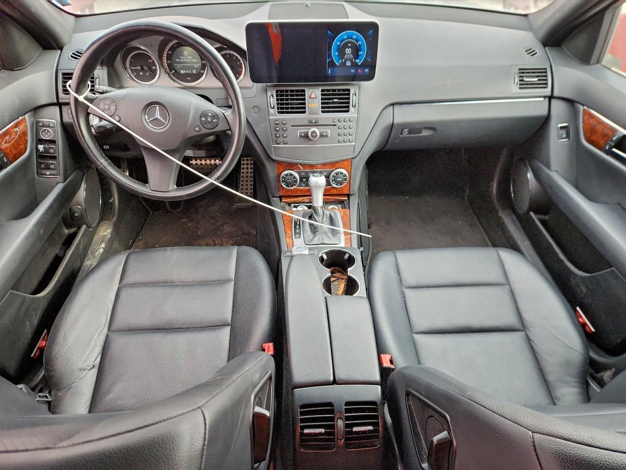 2011 MERCEDES-BENZ C 300 photo 15