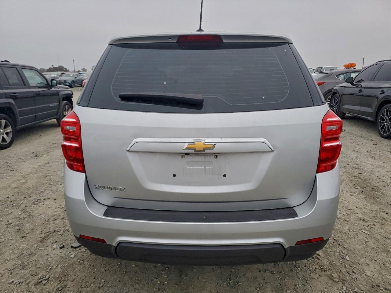 2017 CHEVROLET EQUINOX LS photo 11