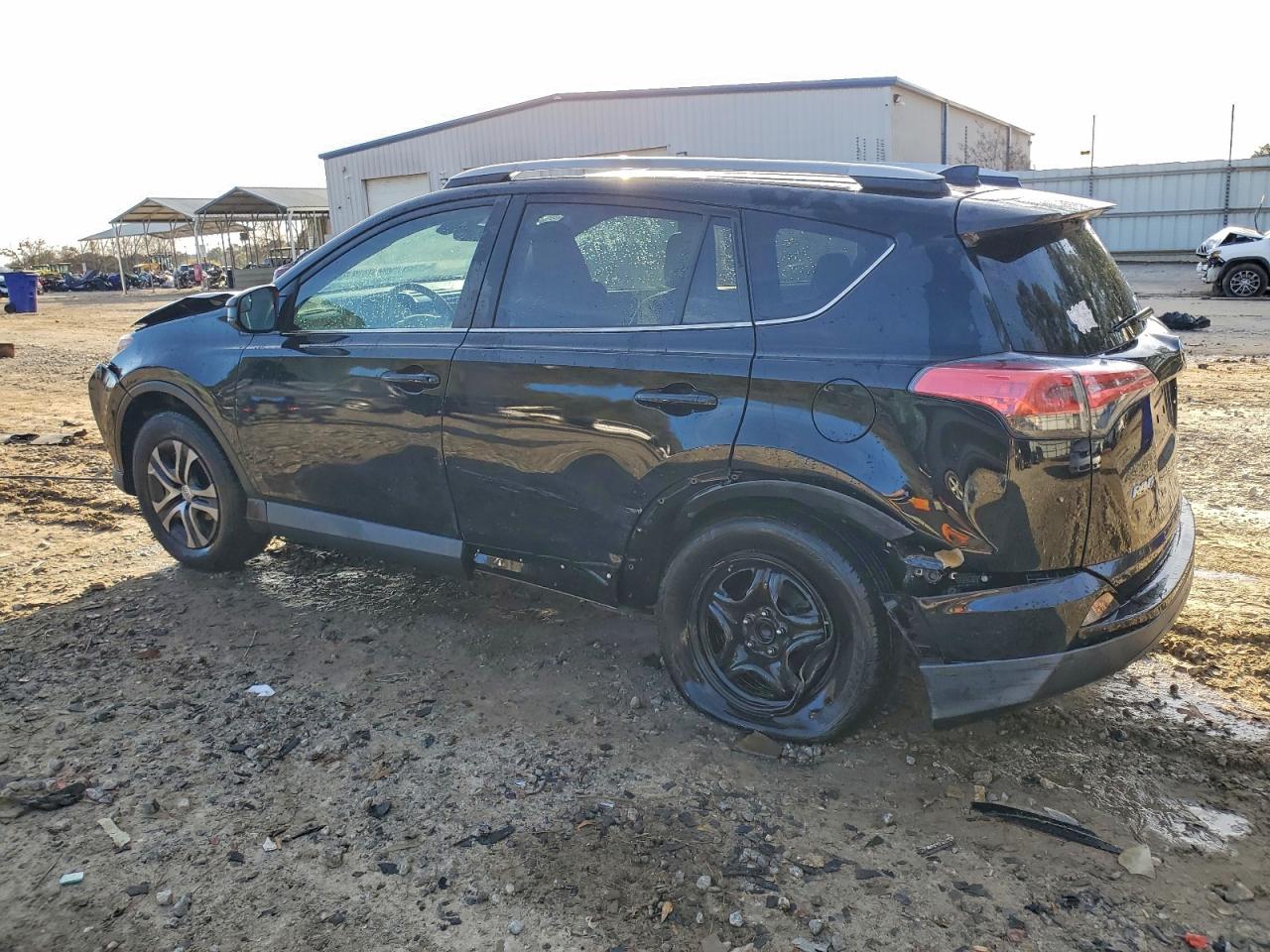 2017 TOYOTA RAV4 LE photo 3