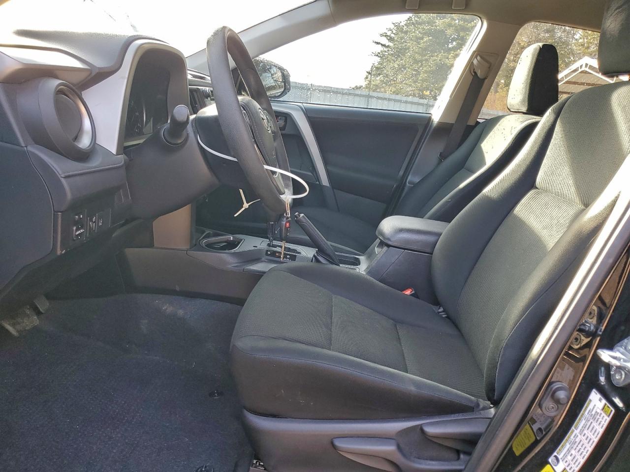 2017 TOYOTA RAV4 LE photo 13