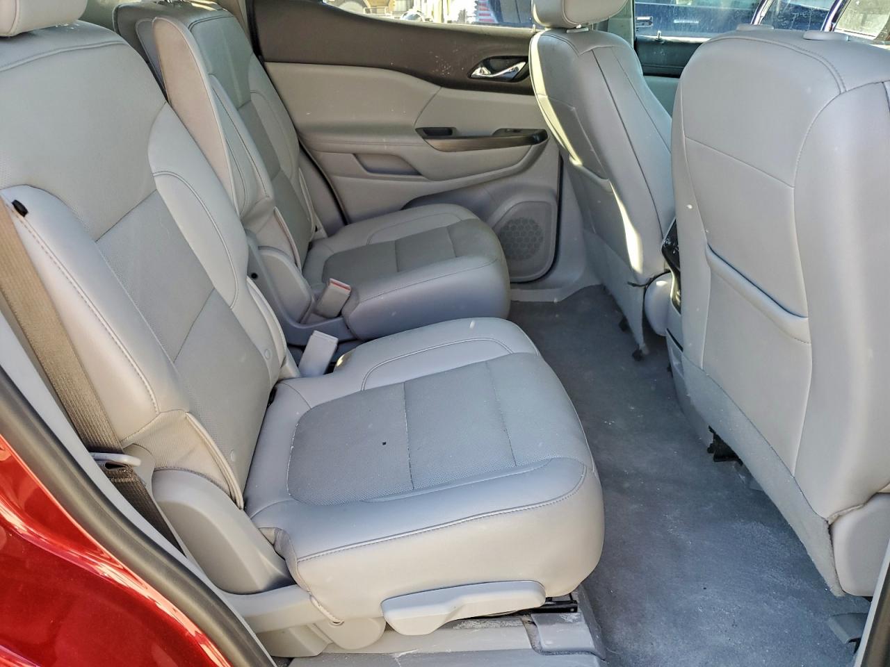 2021 GMC ACADIA SLT photo 10