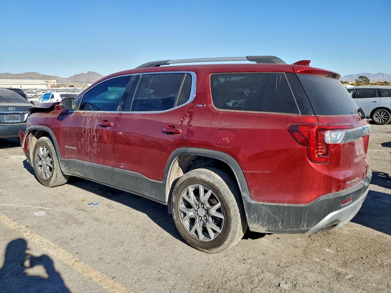 2021 GMC ACADIA SLT photo 2