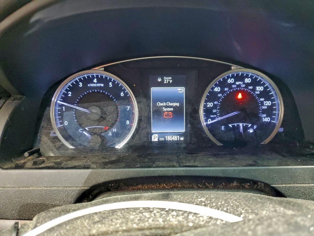 2015 TOYOTA CAMRY LE photo 9