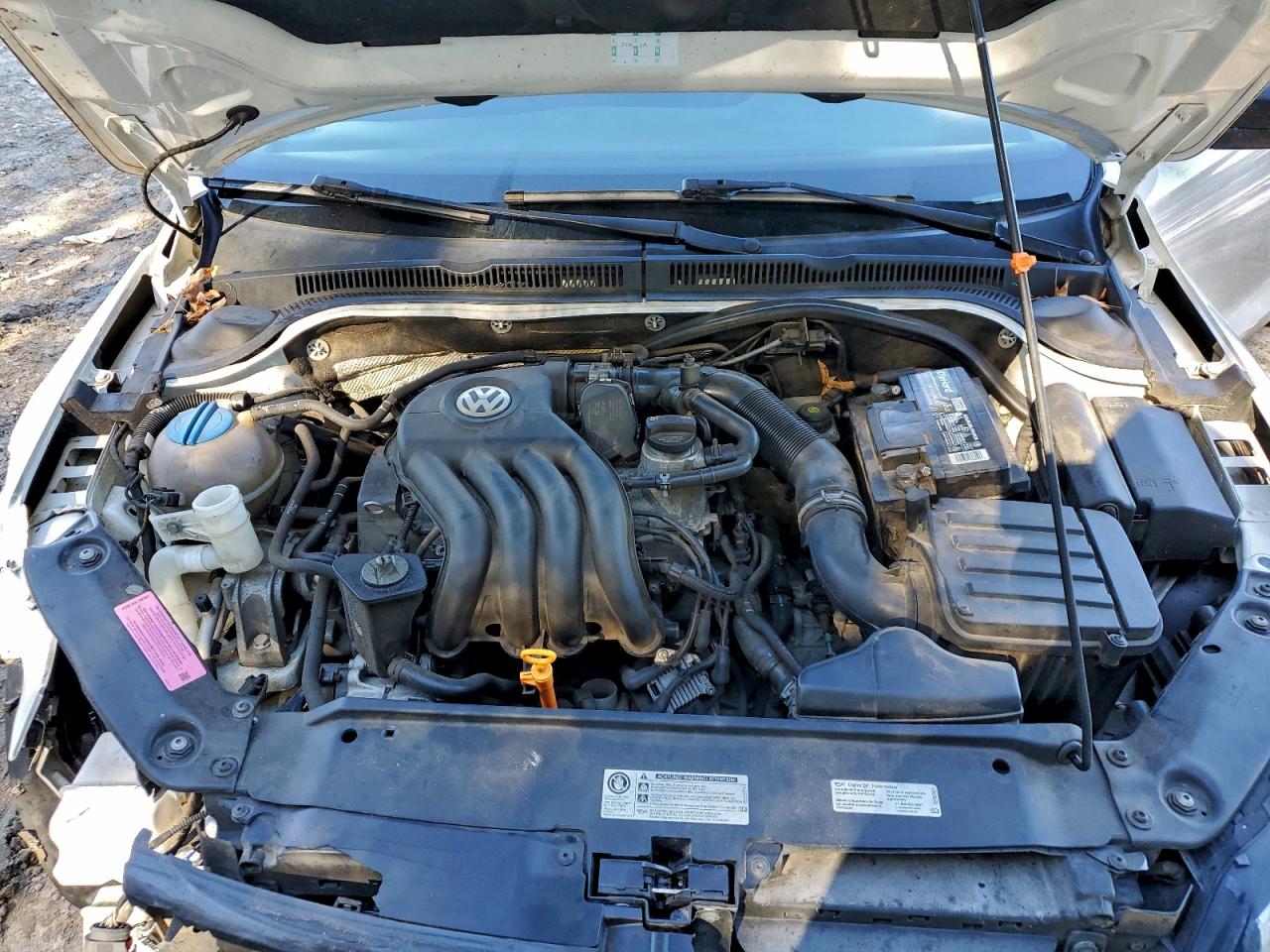 2013 VOLKSWAGEN JETTA BASE photo 11