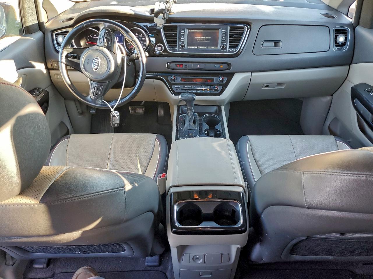 2018 KIA SEDONA EX photo 8