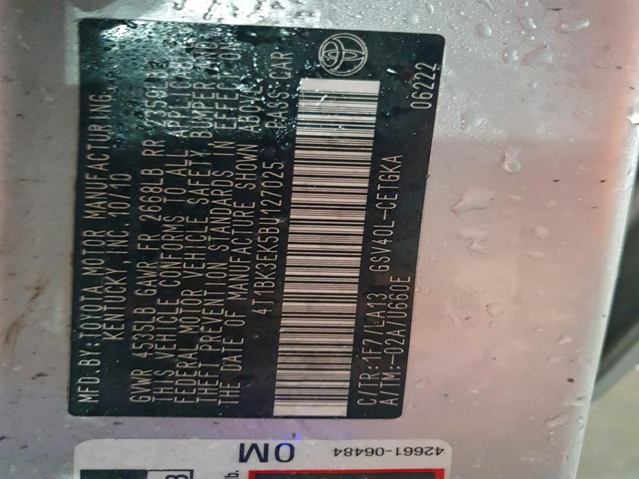 2011 TOYOTA CAMRY SE photo 23