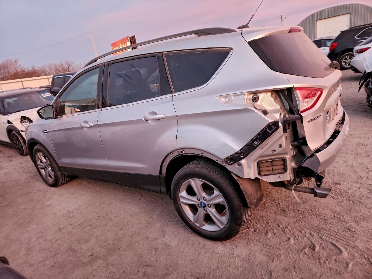 2014 FORD ESCAPE SE photo 2