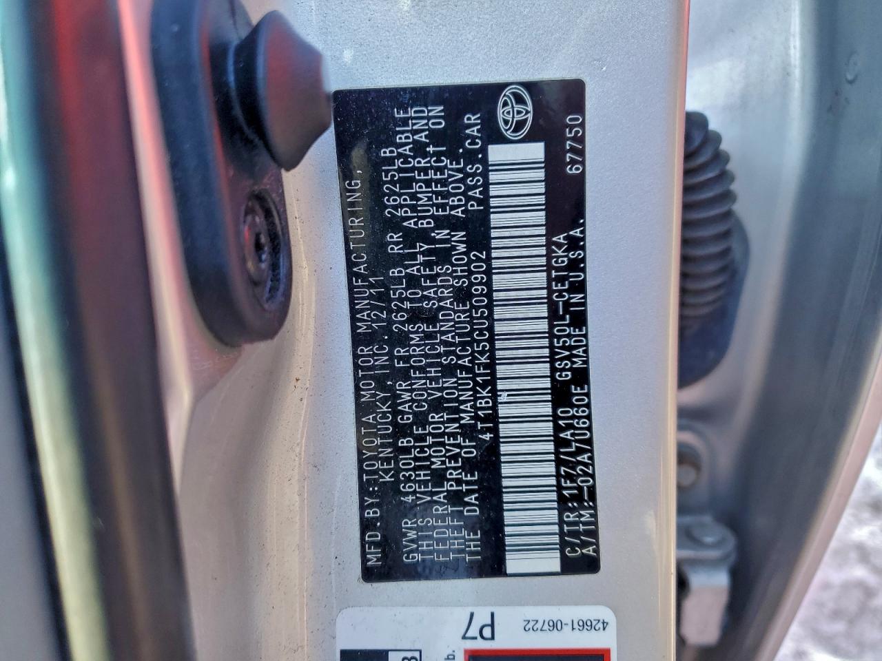 2012 TOYOTA CAMRY SE photo 12