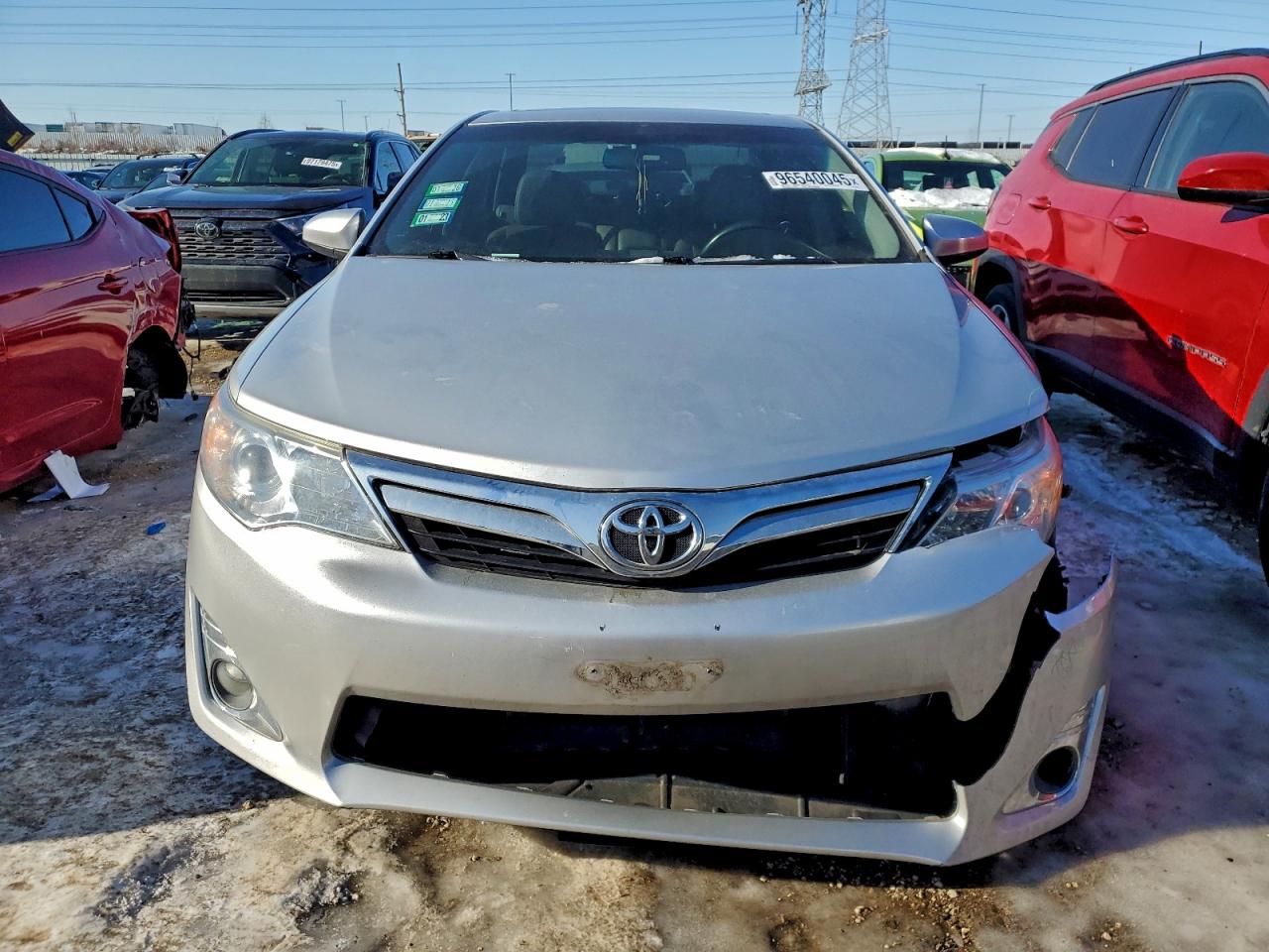 2012 TOYOTA CAMRY SE photo 5