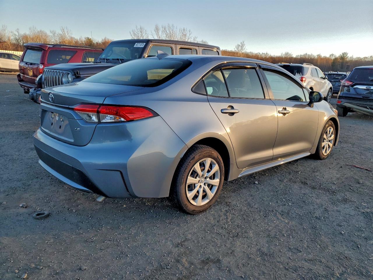2020 TOYOTA COROLLA LE photo 5