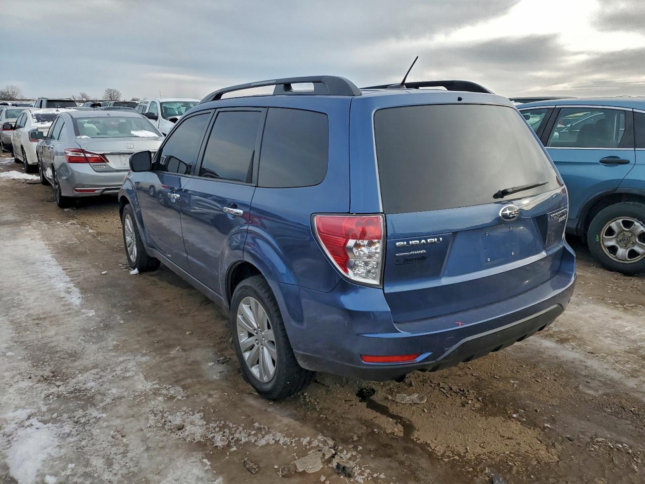 2013 SUBARU FORESTER 2.5X PREMIUM photo 2