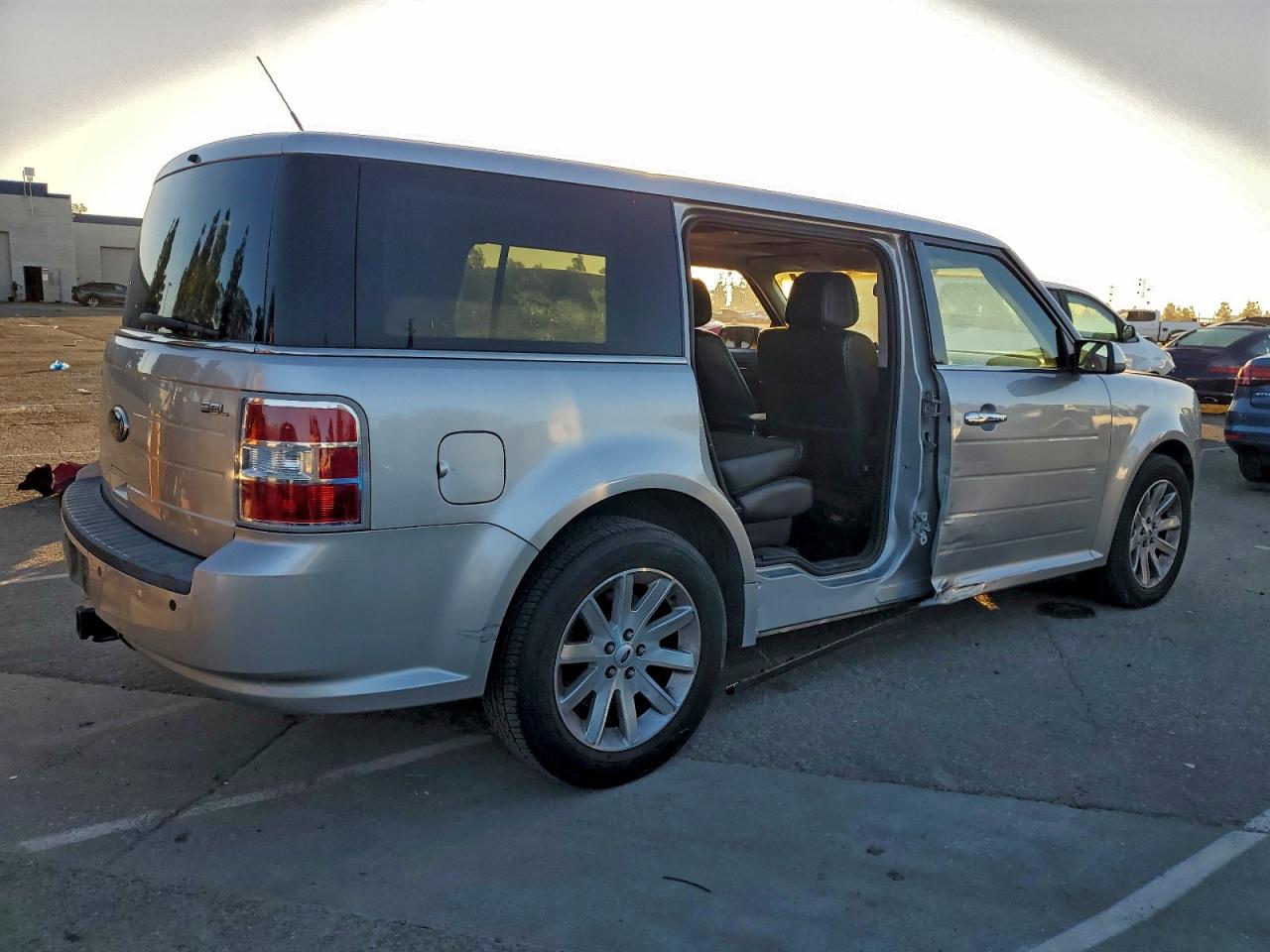 2011 FORD FLEX SEL photo 5