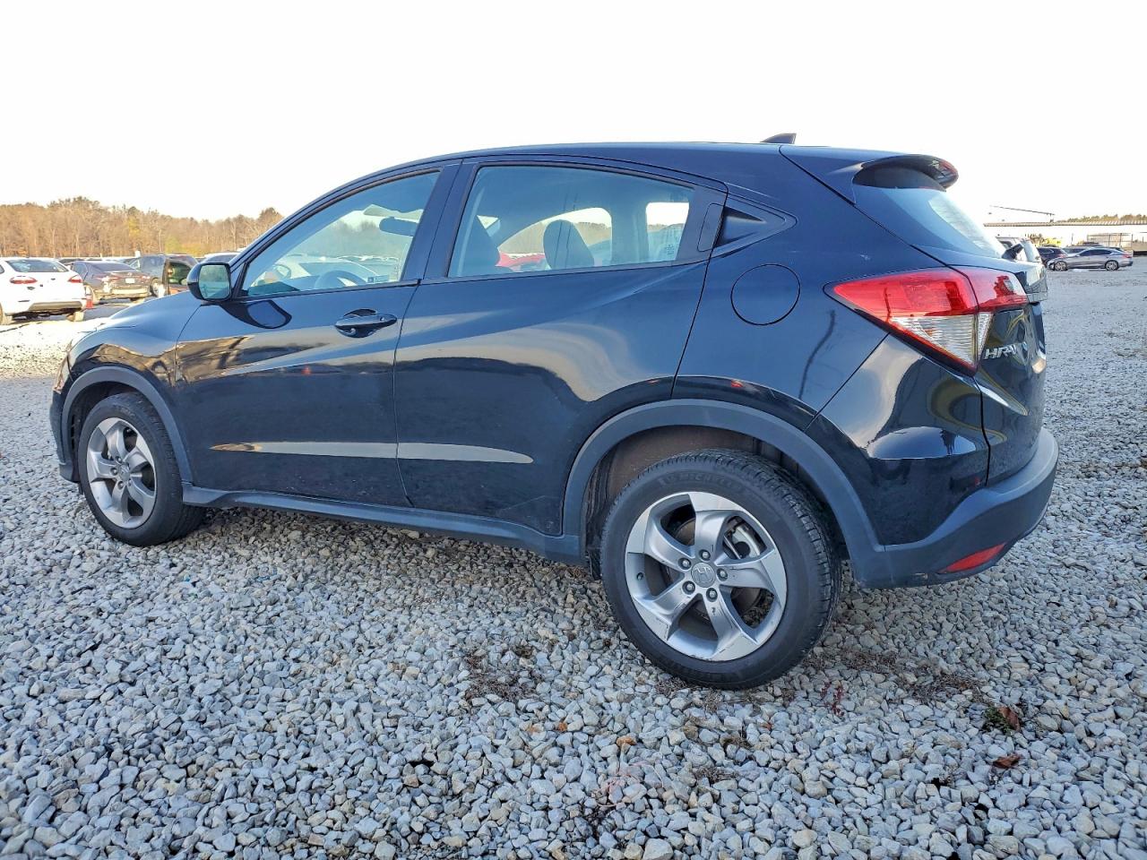 2021 HONDA HR-V LX photo 3
