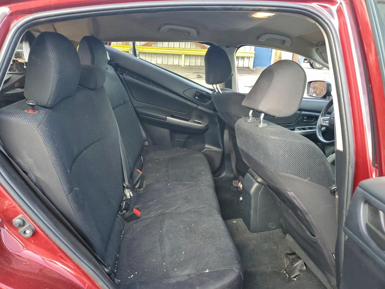 2016 SUBARU IMPREZA photo 10