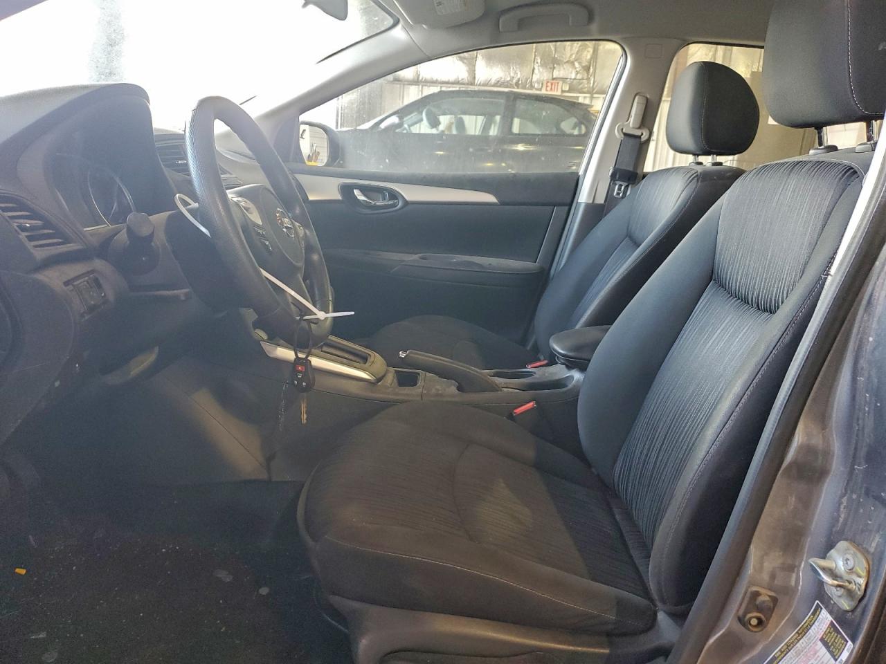 2019 NISSAN SENTRA S photo 7