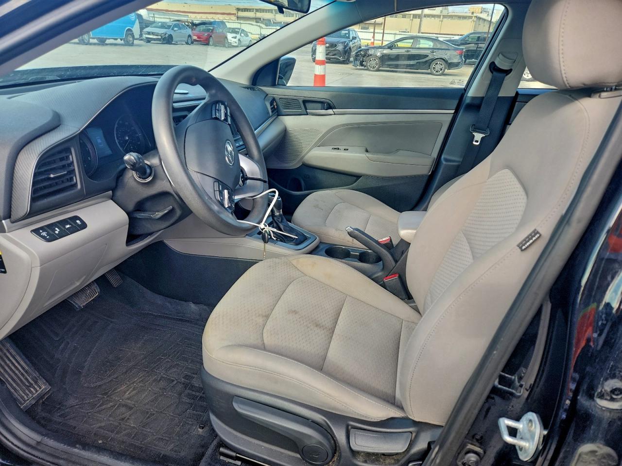 2019 HYUNDAI ELANTRA SEL photo 7