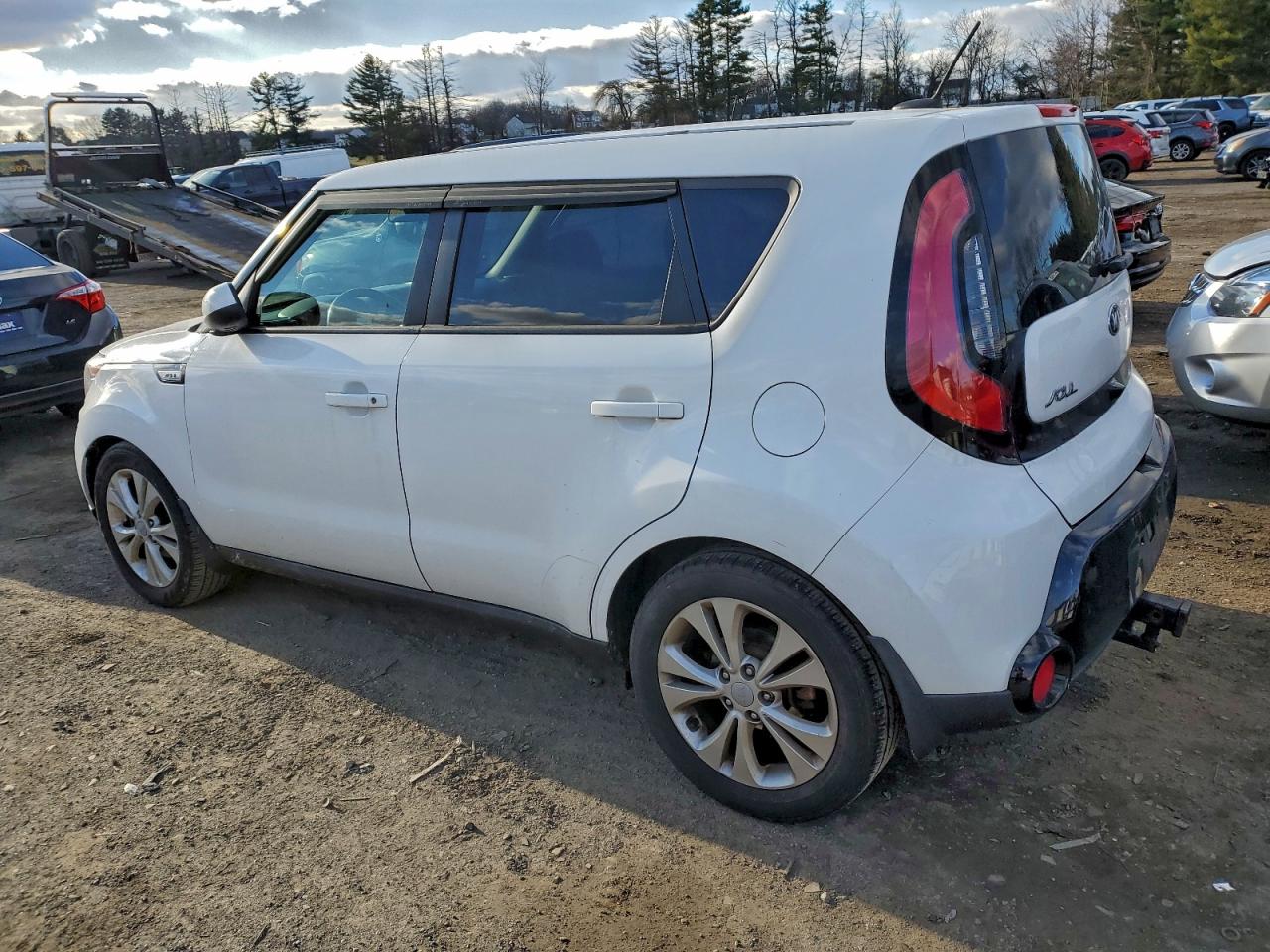 2016 KIA SOUL + photo 2