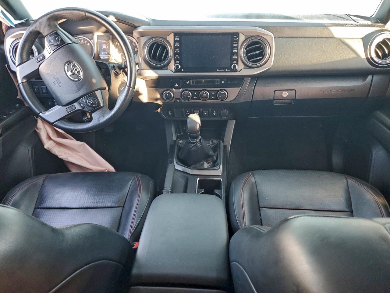 2022 TOYOTA TACOMA DOUBLE CAB photo 8