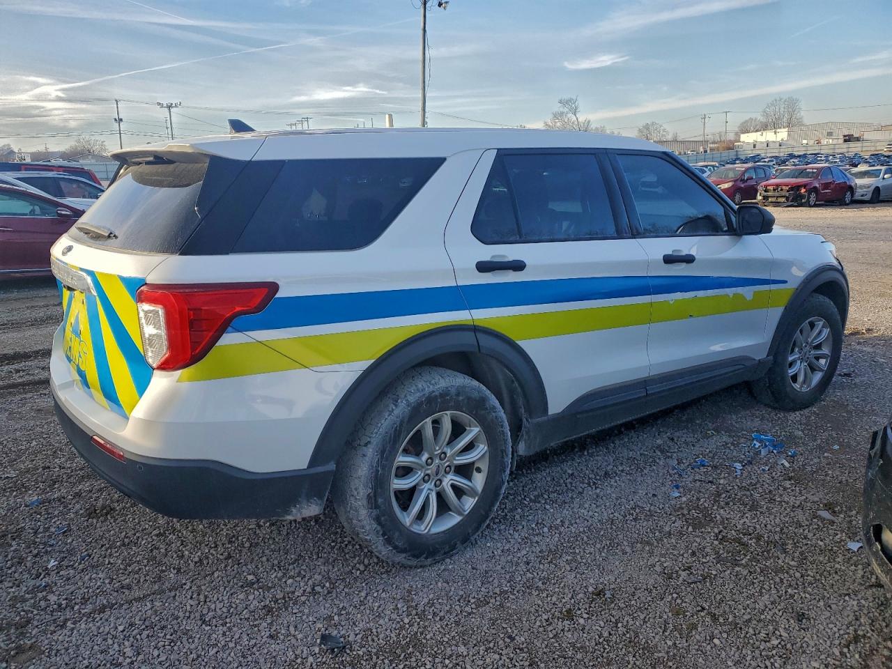 2021 FORD EXPLORER photo 3