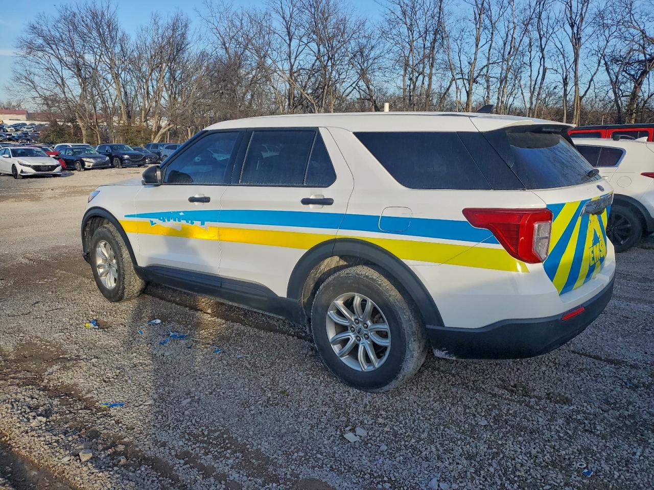 2021 FORD EXPLORER photo 2
