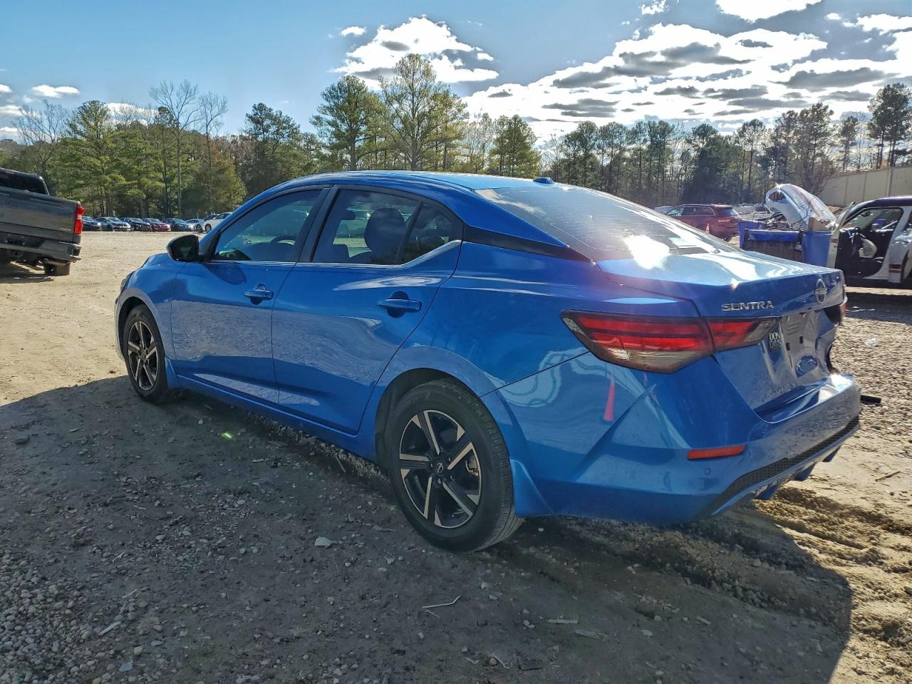 2024 NISSAN SENTRA SV photo 3