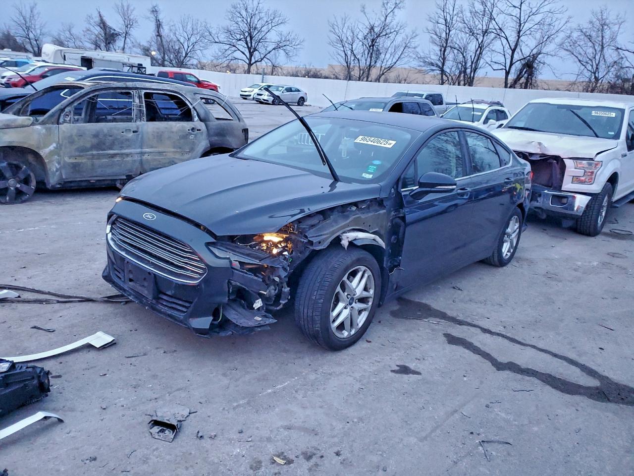 2014 FORD FUSION SE — FRONT END damage — photo 1
